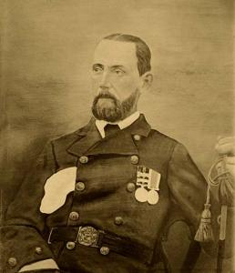 What rank to wear a sword